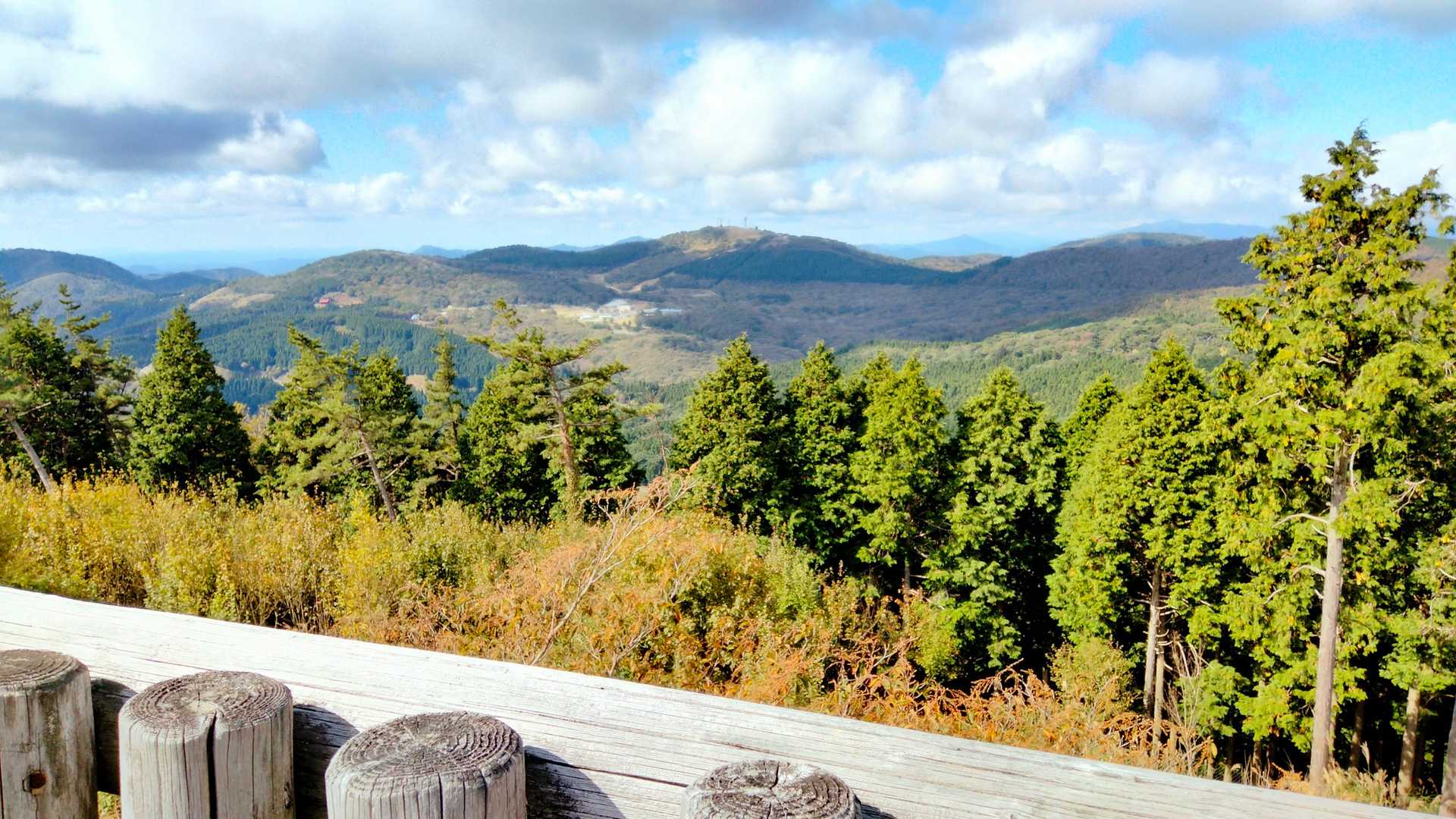 展望台からは峰山高原が見えました😋