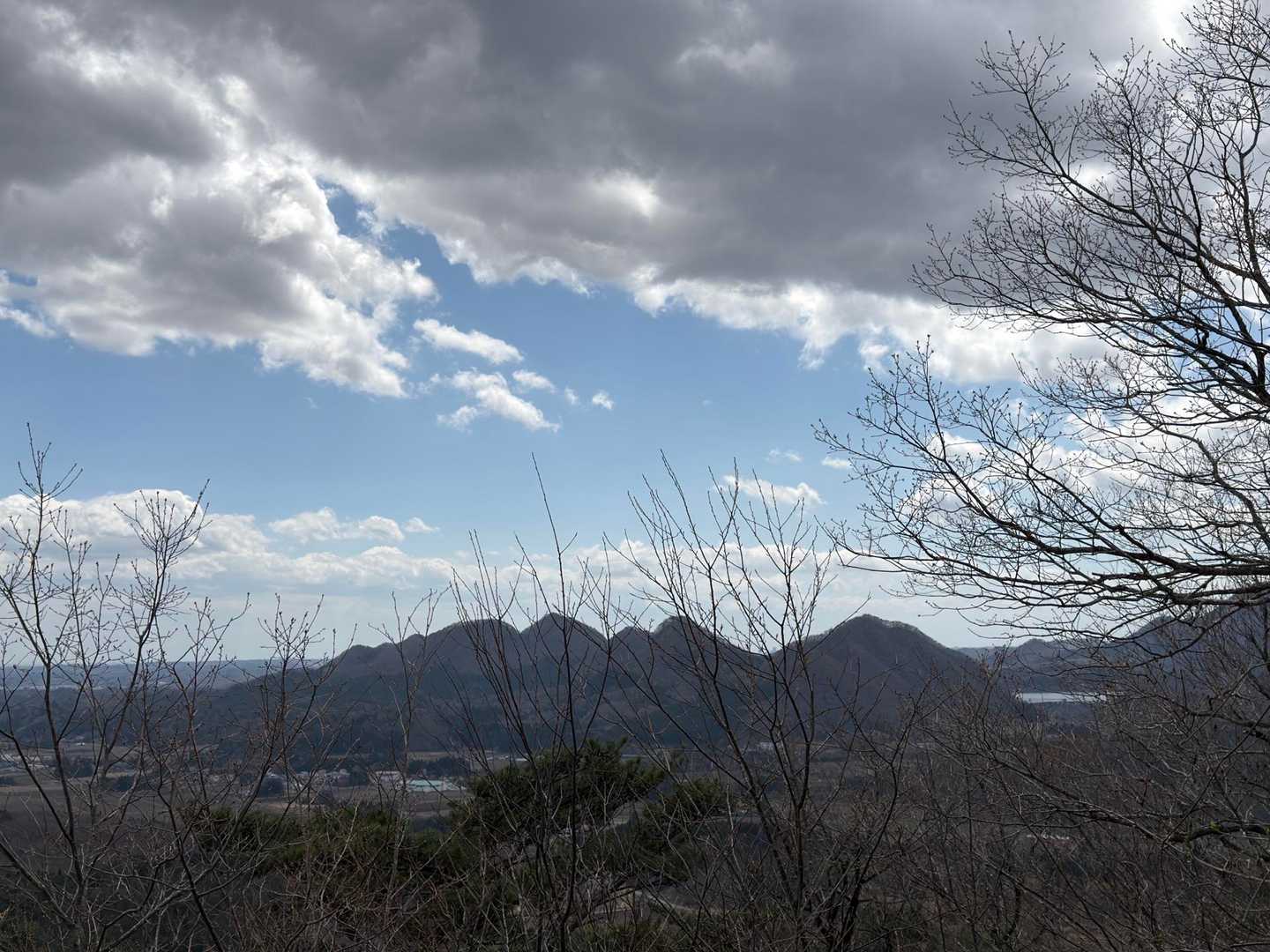 見晴台から見える七つ森
来月は、七つ森に行きます。