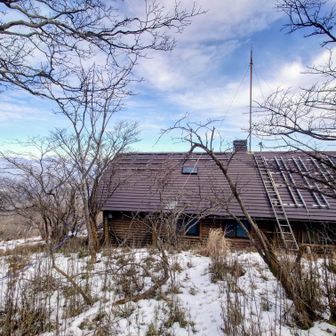 景色を楽しんだら
九合目避難小屋でランチタイム🎶