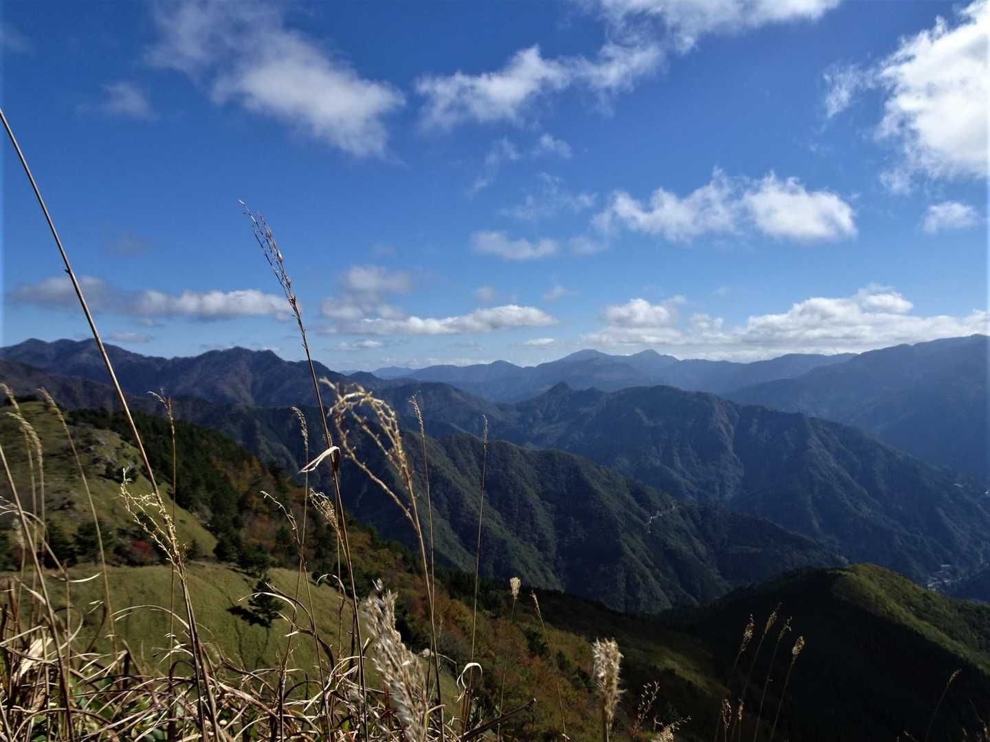 剣山に次郎笈