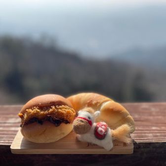 馬さん１個もらった〜✨
今日のお昼ご飯😋
あ、馬は食べないよ（笑）