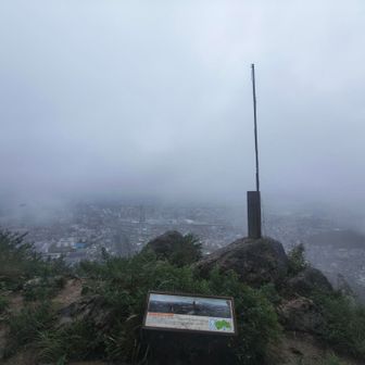 晴れていたら福島市内を一望できる