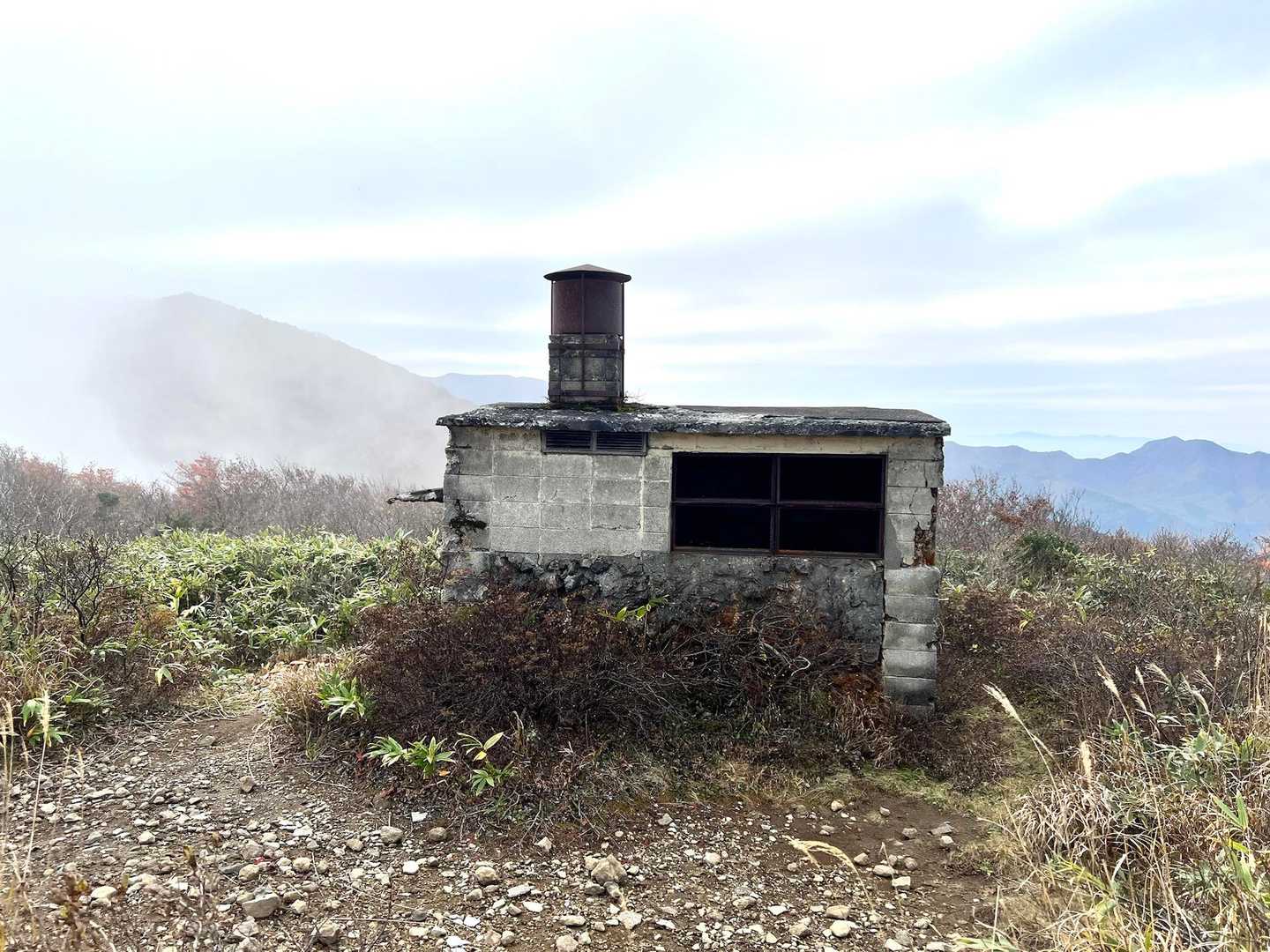 下山はカケスガ峰から下山します٩( 'ω' )و