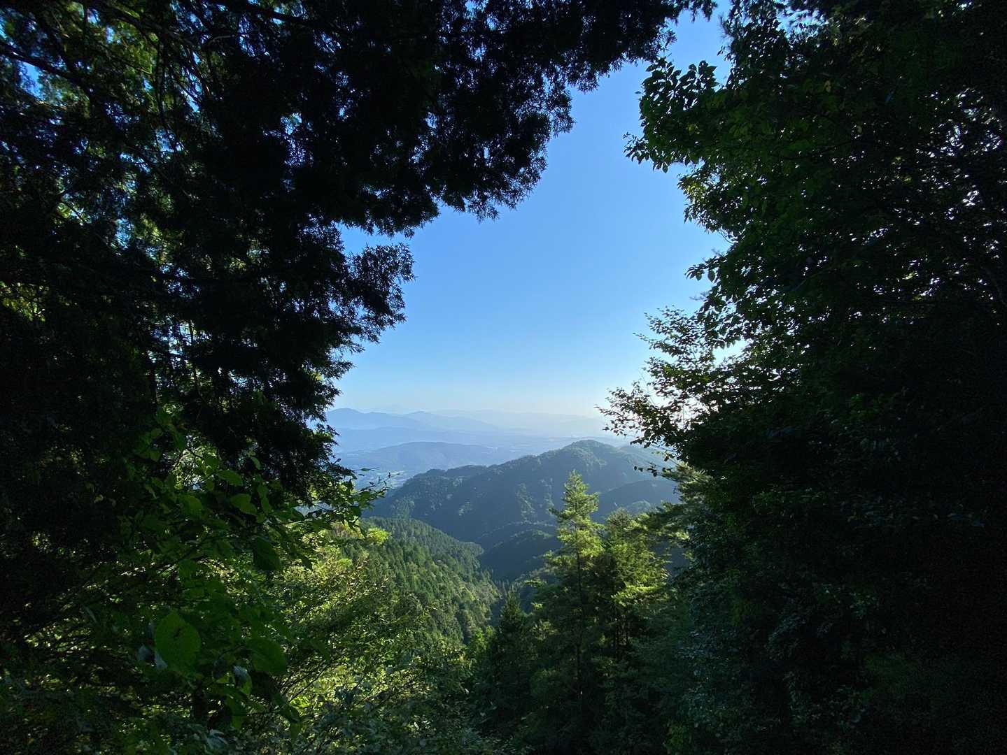 御嶽山の窓