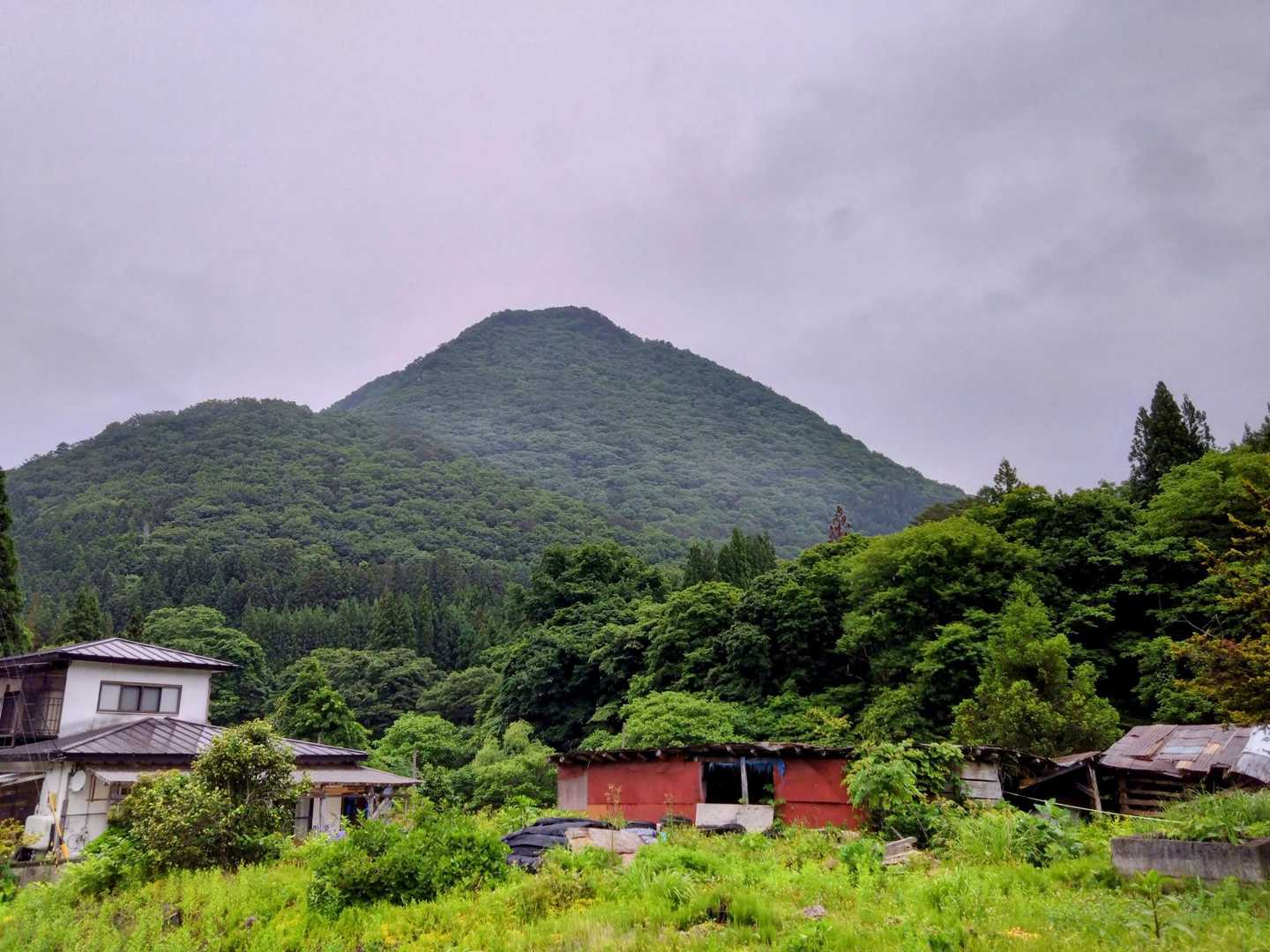 思案岳