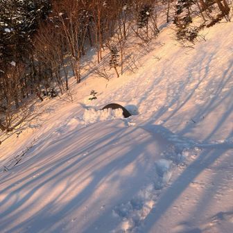 テント泊されていたのはこちらの方だけです。