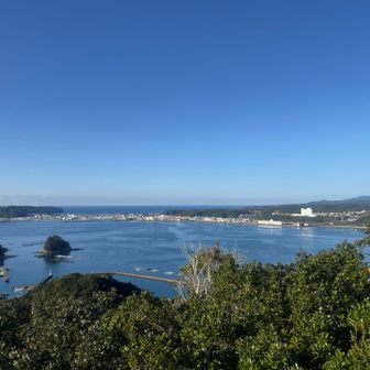 トンネルを抜けると絶景😎