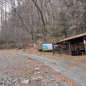 登山口まで下山。
