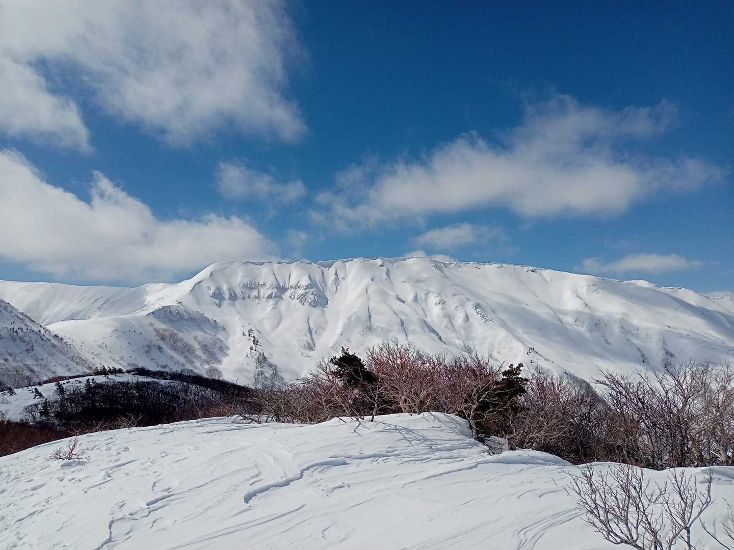 雲が切れてきて…
あ～も～最高♪
この景色で1年間生きていけそうです😚