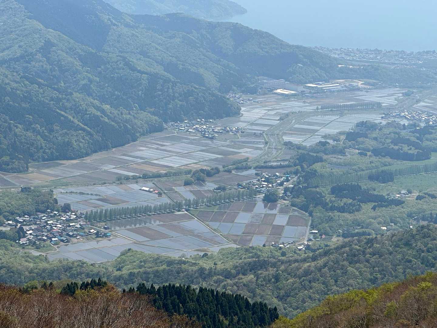 赤坂山・寒風周回 | 明王ノ禿の絶景と稜線歩き、締めはマキノ高原温泉の写真