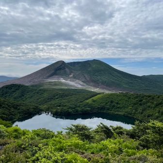 韓国岳と白紫池