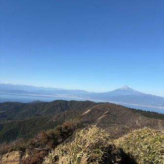 もう、写真📸ばかり……。2人で撮りまくり😂
静岡県側から見るのは👀新鮮‼️