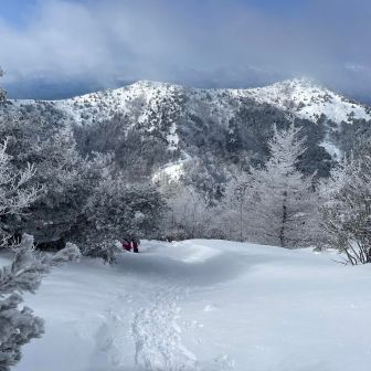 小烏帽子と烏帽子岳❄️✨が見えました！