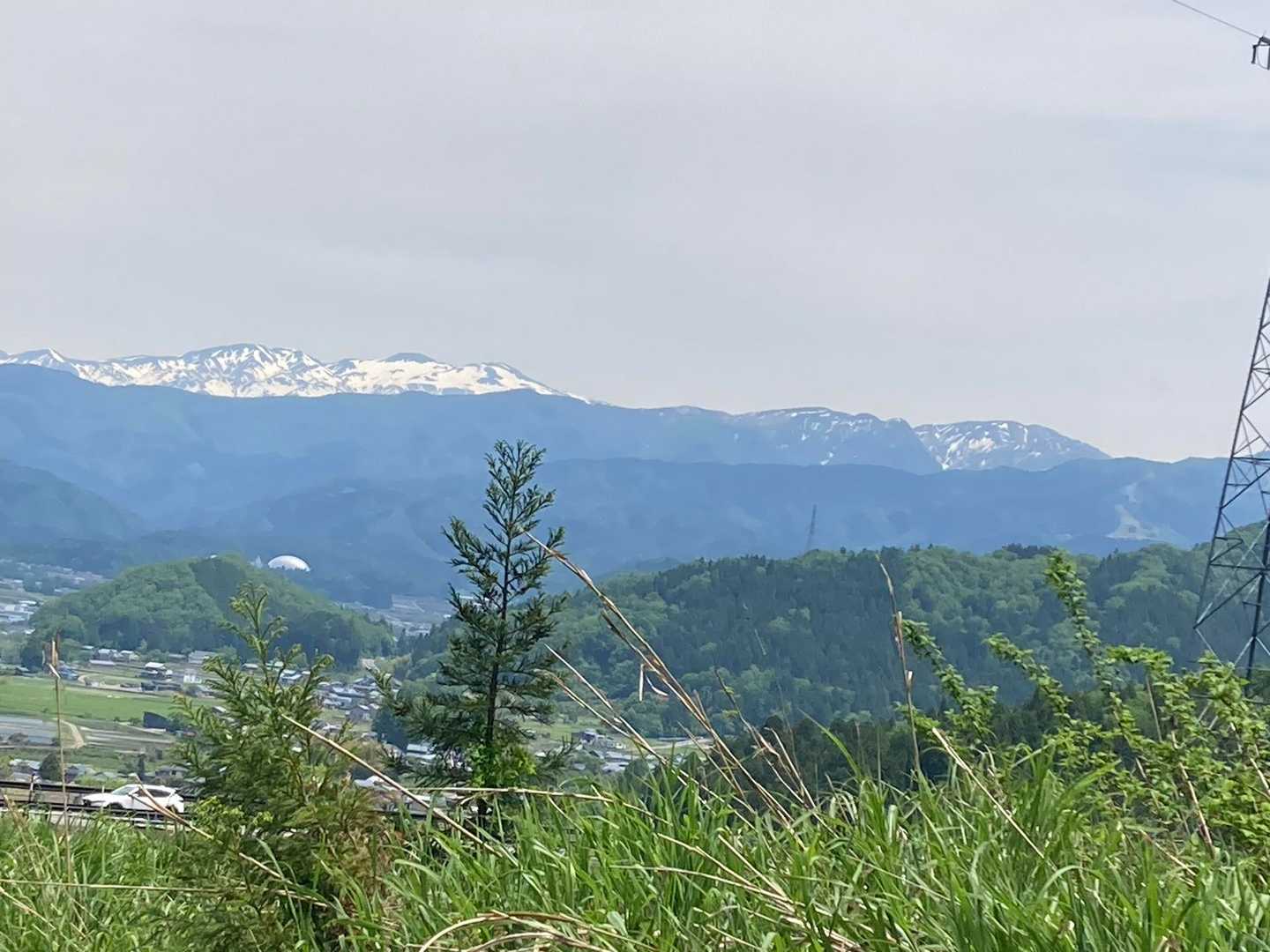 恐竜博物館と白山を見ながら下山