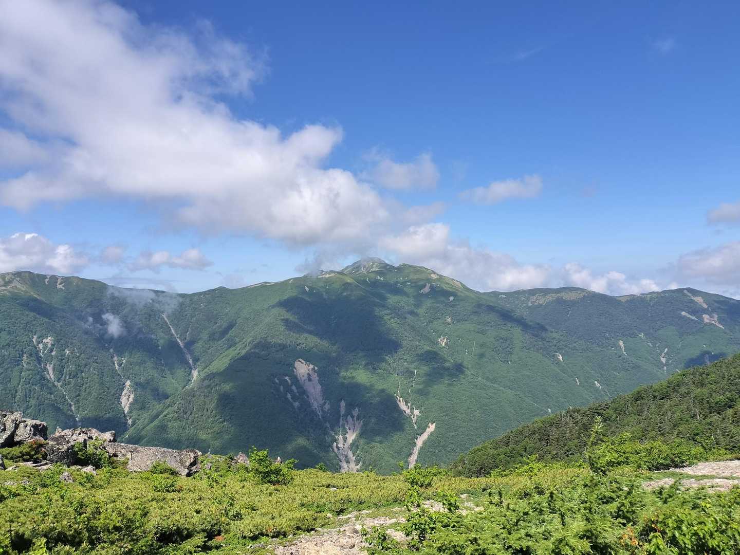 隣の稜線にうっとり
天気も🌞
日頃の行いですかね🤭