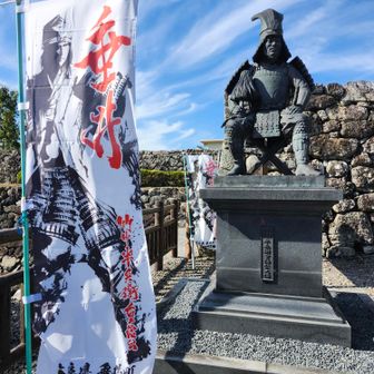 豊臣秀吉の名軍師　竹中半兵衞の銅像