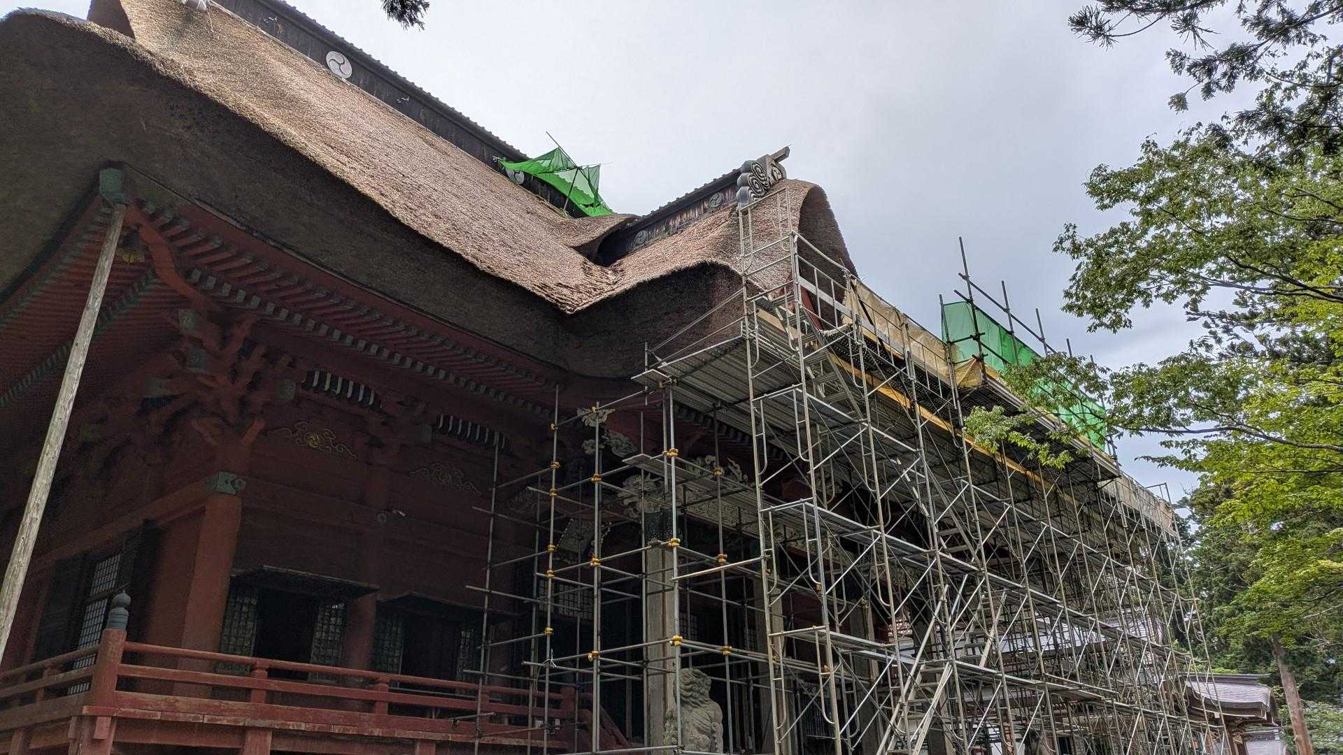 修繕中。でも参拝はちゃんと行えます👏
手を合わせたらぐるっと散策。