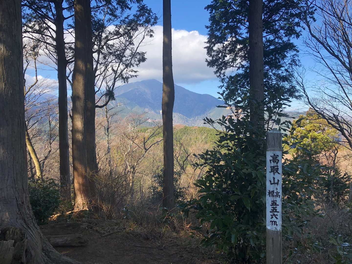 大山が見えます！
ベンチでランチ🍜