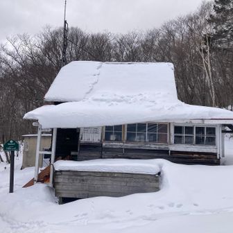 ヒュッテ．登りは撮り忘れた．