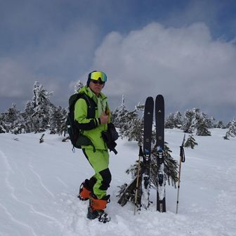 山頂にてセルフパシャ