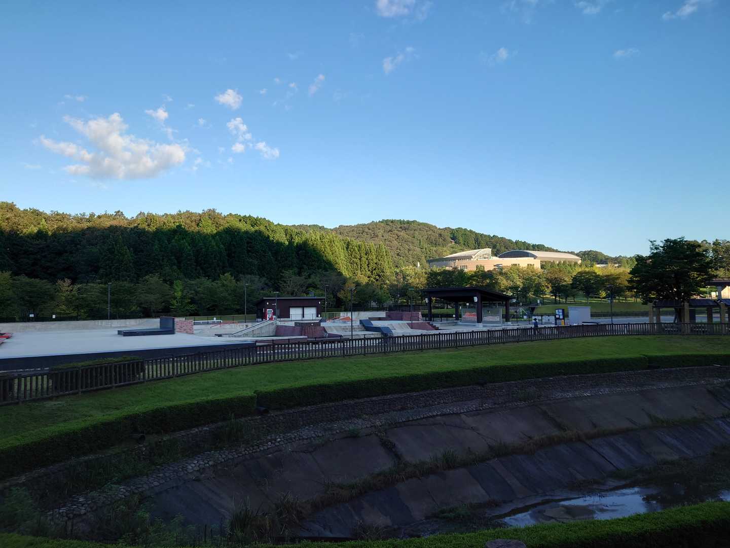 烏ヶ岳が見える