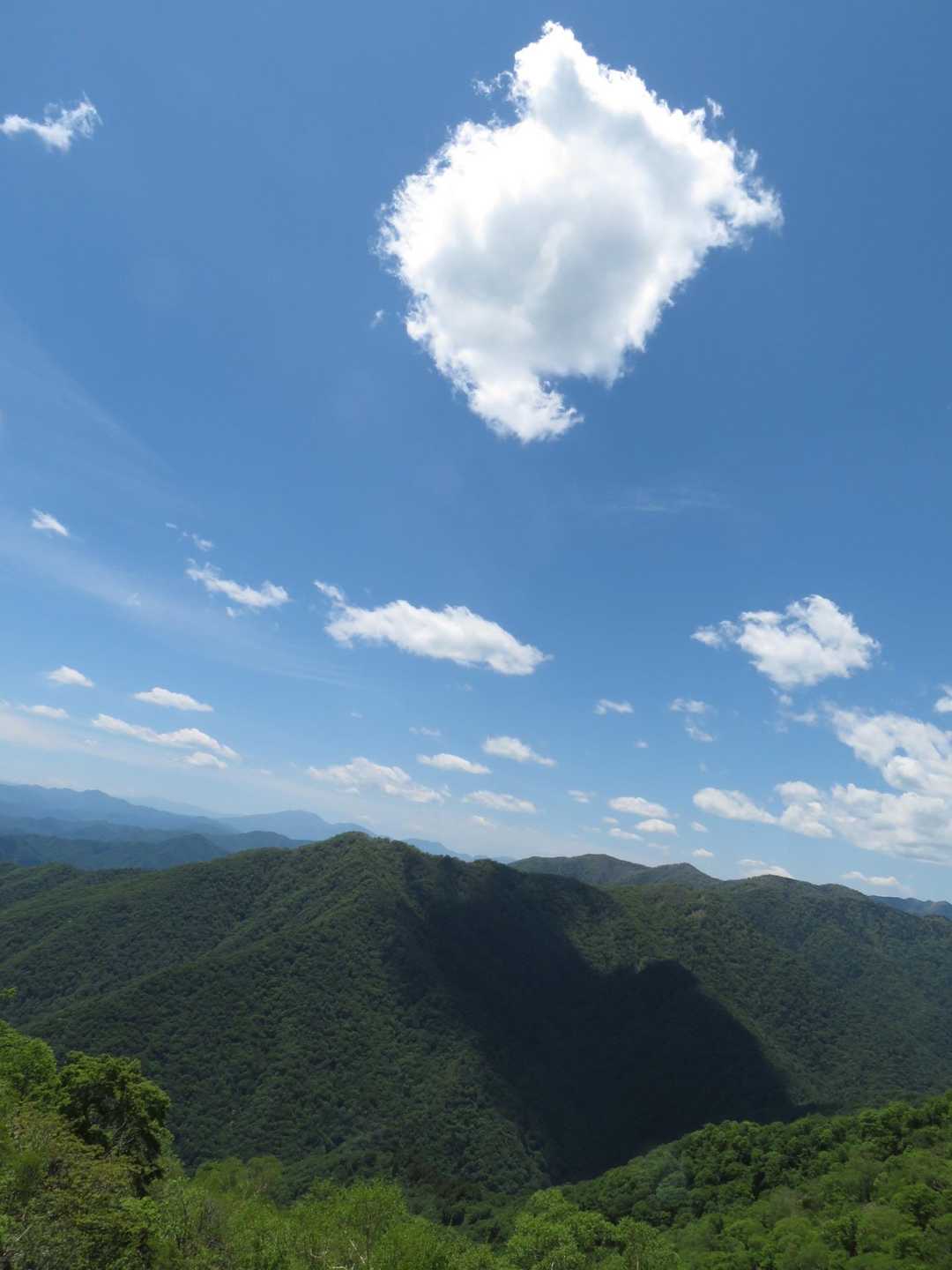 雲の影が美しい☻