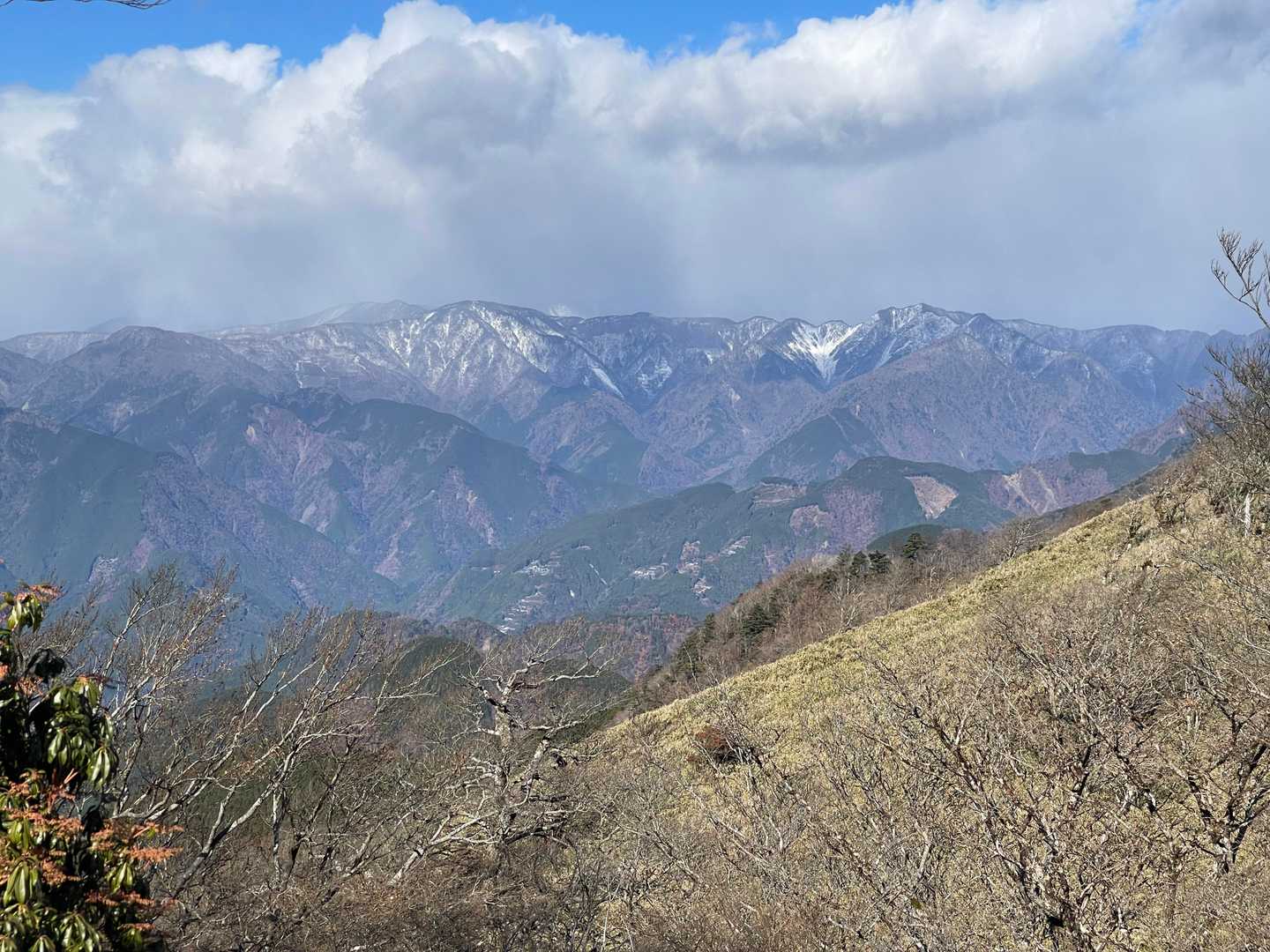 阿部奥の山々も雪化粧