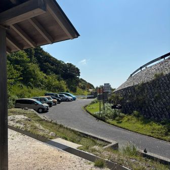 下山。
今日も暑くなりそう。