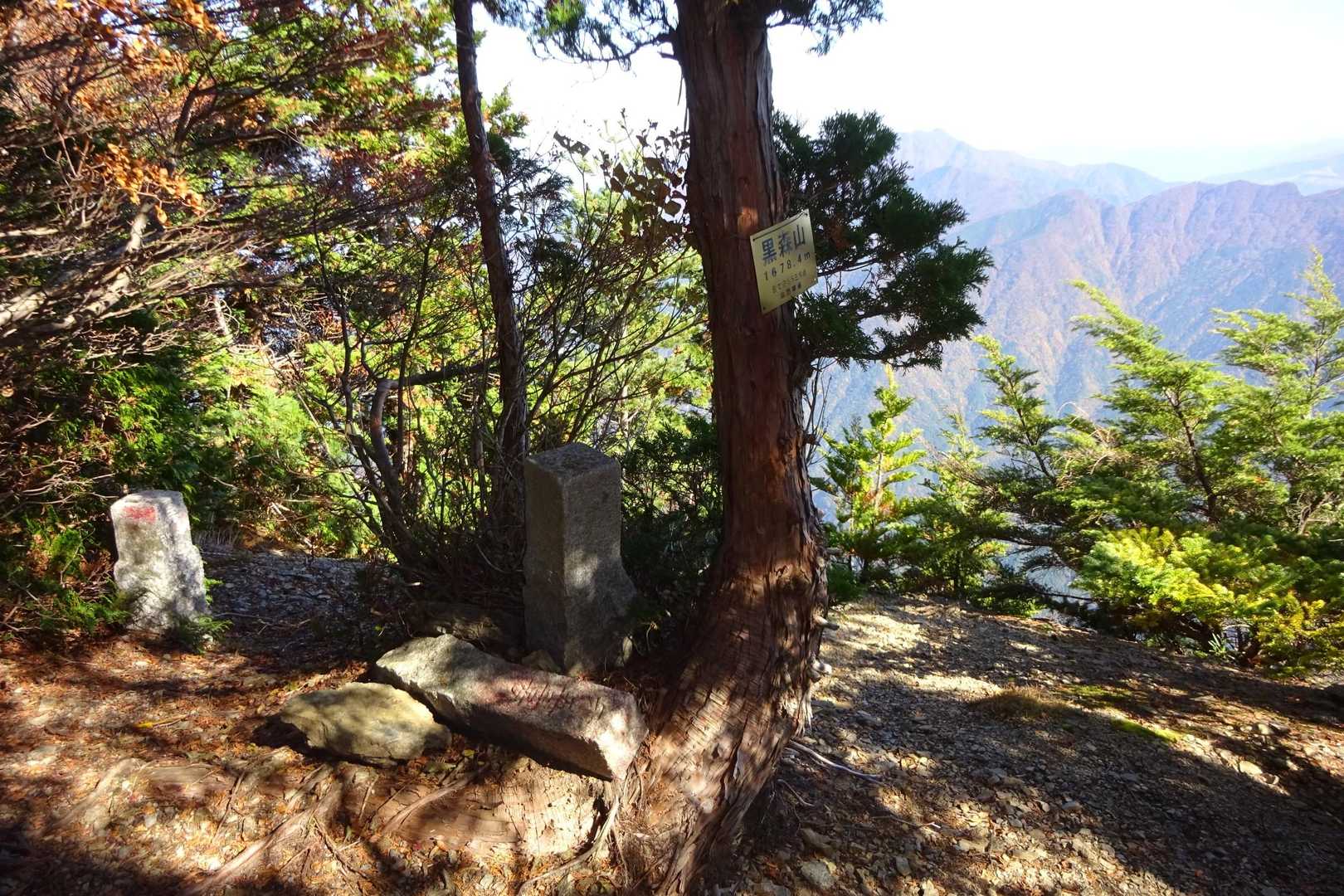 西山越　-沓掛山 周回コースの写真