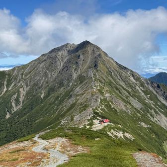 中白根山から見る北岳　やぱいいね！