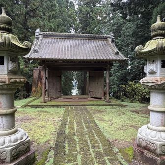 荘厳なる佇まい