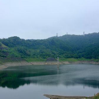 城山湖
ここに降りるまでの階段が結構激しくて、あれ登りかえすのやだな、と…