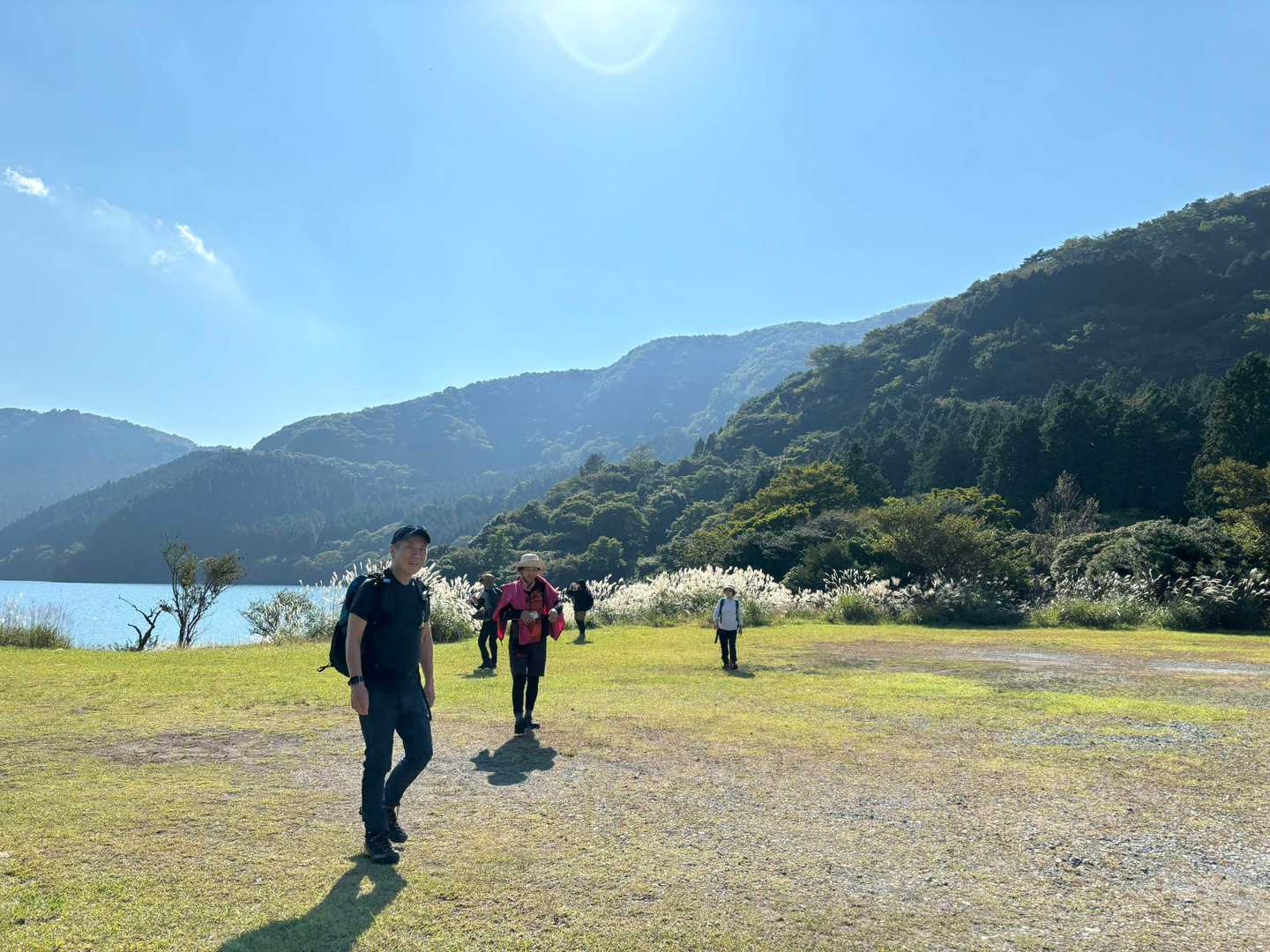 【フラット登山】芦ノ湖西岸を歩く　人混みの箱根を避け、ひっそりとの写真