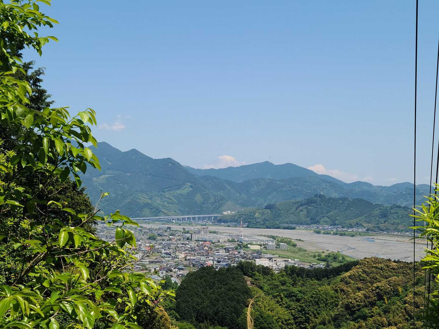 さっきより見えてます