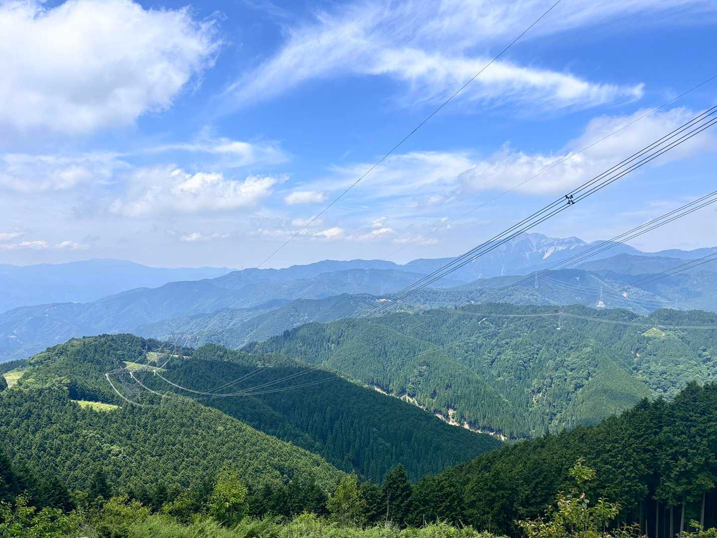 伊吹山、岐阜県側からハゲている