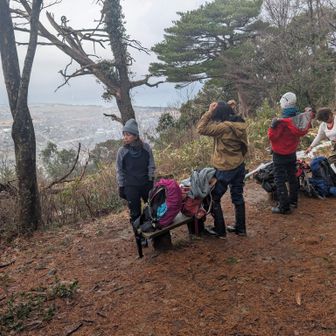 馬鬣山で一休み。