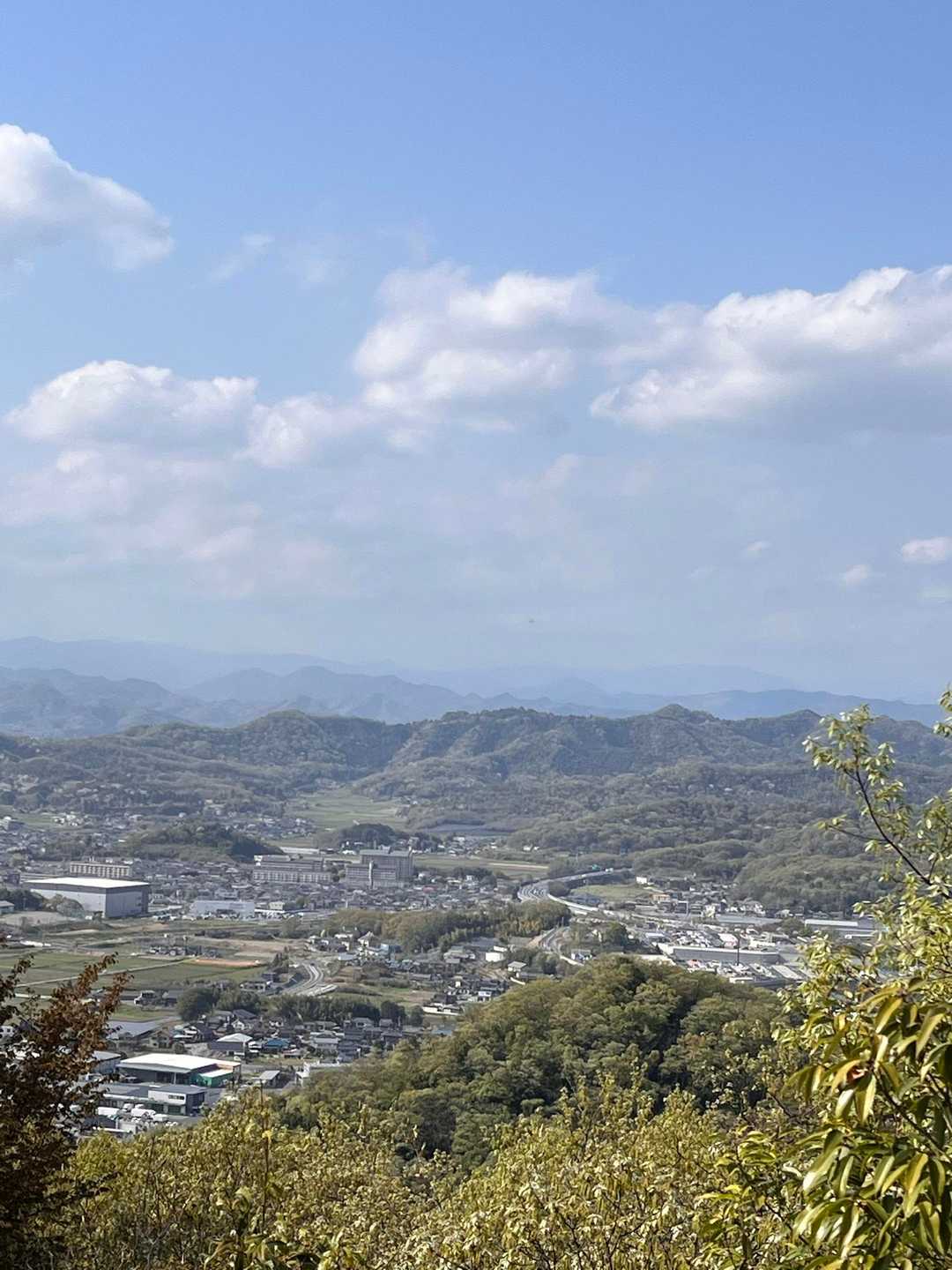 みかも山公園南口登山口-山頂中継広場-三毳神社-中岳 周回コースの写真