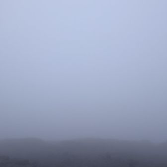 山頂展望…何も見えず