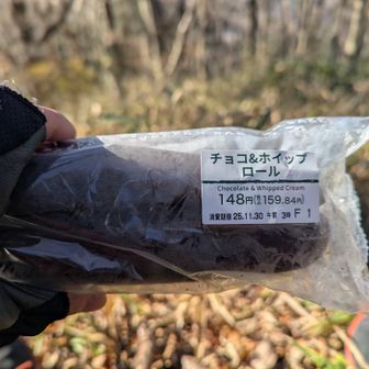 山頂にて
甘い物が大好きです😅