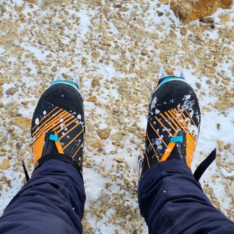 冬靴の中では軽いほうなので足さばきが楽