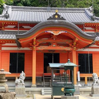 奥の院
