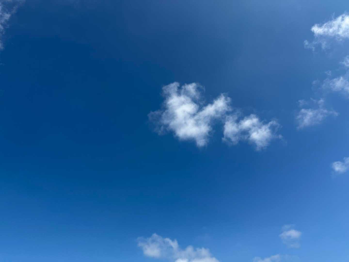 空が綺麗だ☁️