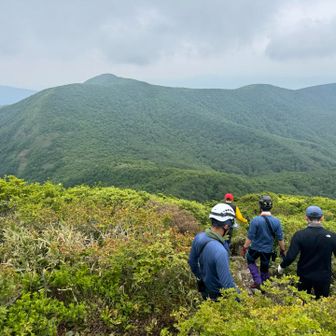 次は山形神室岳へ