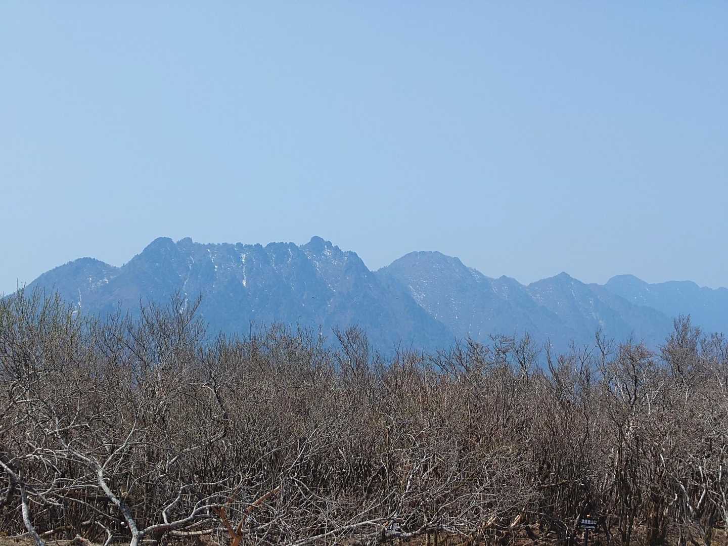 ニノ岳〜東赤石山〜八巻山？