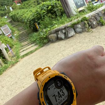 おたつ石登山口　丁度1時間でのんびり歩けた