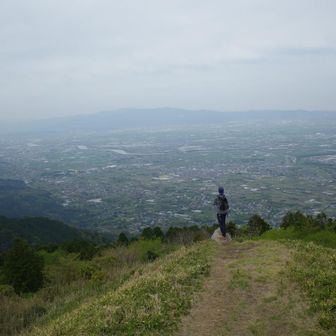 福岡市から初めて来たという男性に撮ってもらいました📸
グライダー山の大展望を喜んでもらえた。なんか嬉しいな🙂