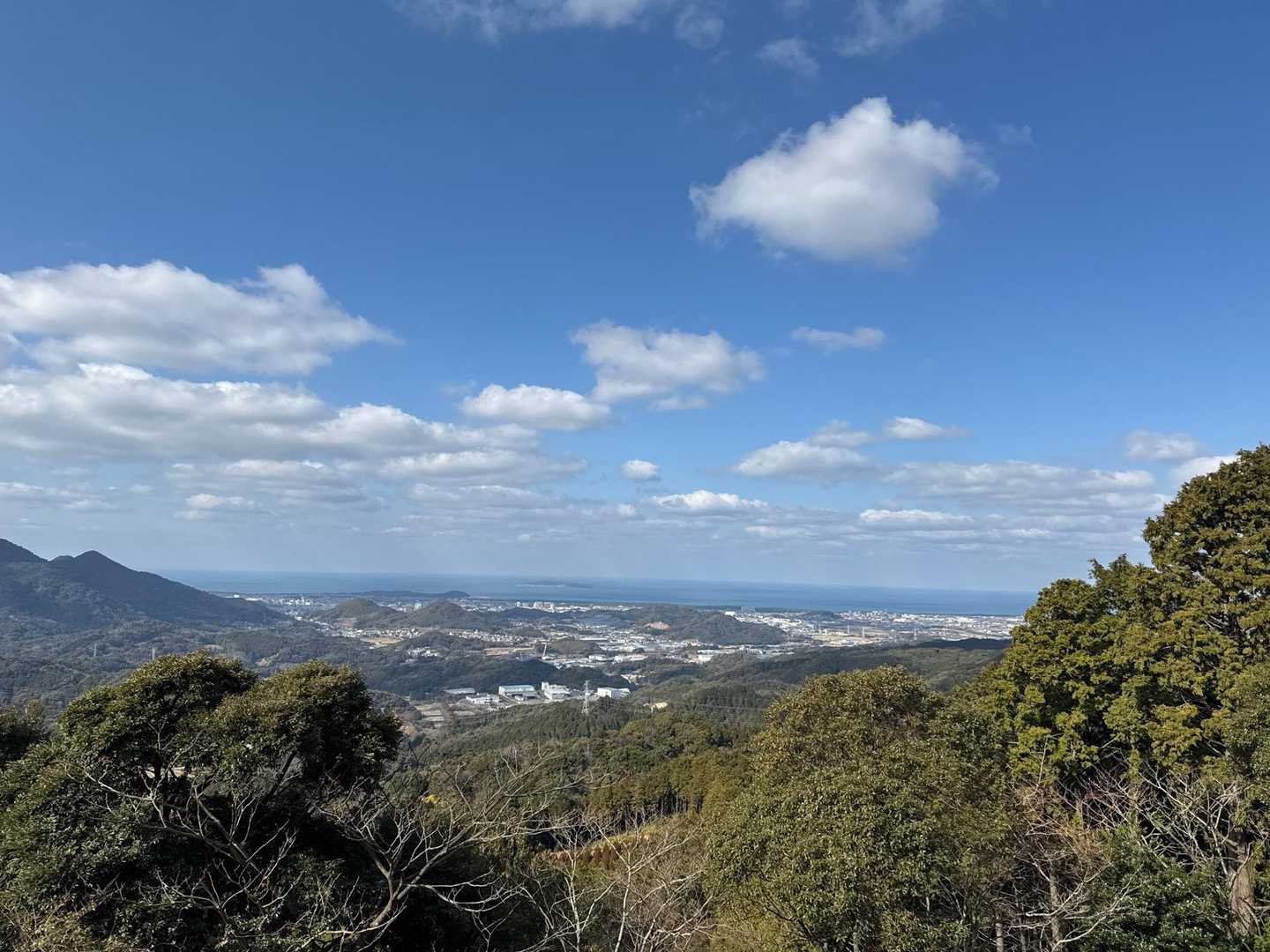 遠見岳 | 九州のお伊勢様「伊野天照皇大神宮」から登る神功皇后伝説の山の写真