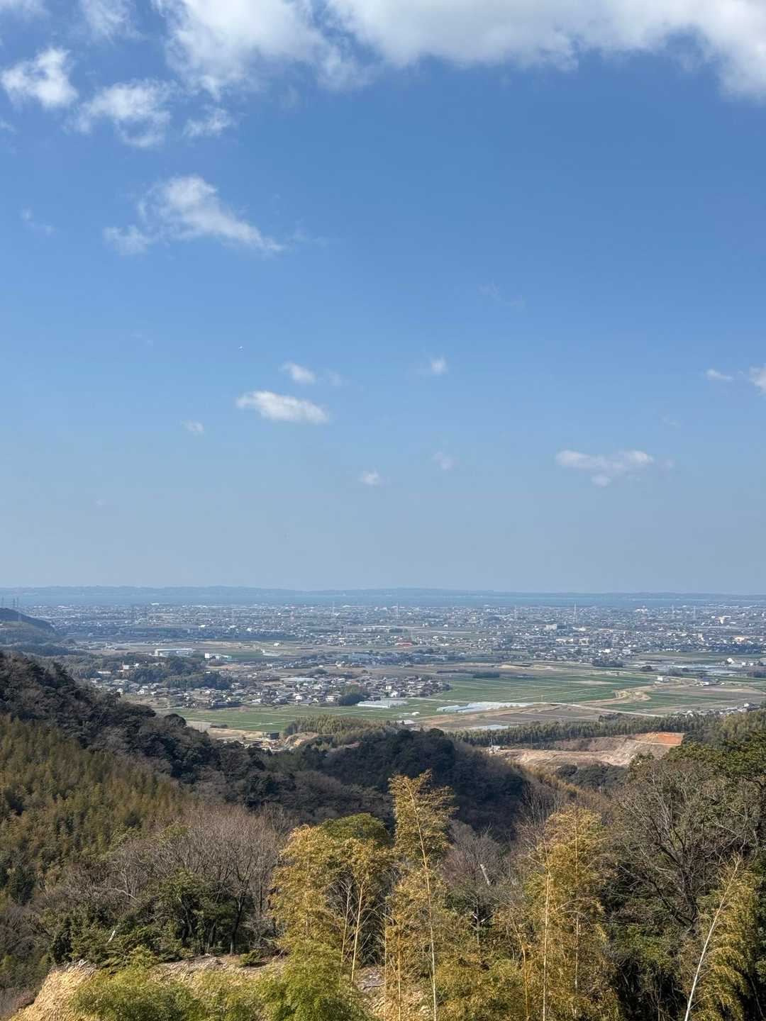 ピラミッドピーク方面を目指してどんどん下っていきます。
