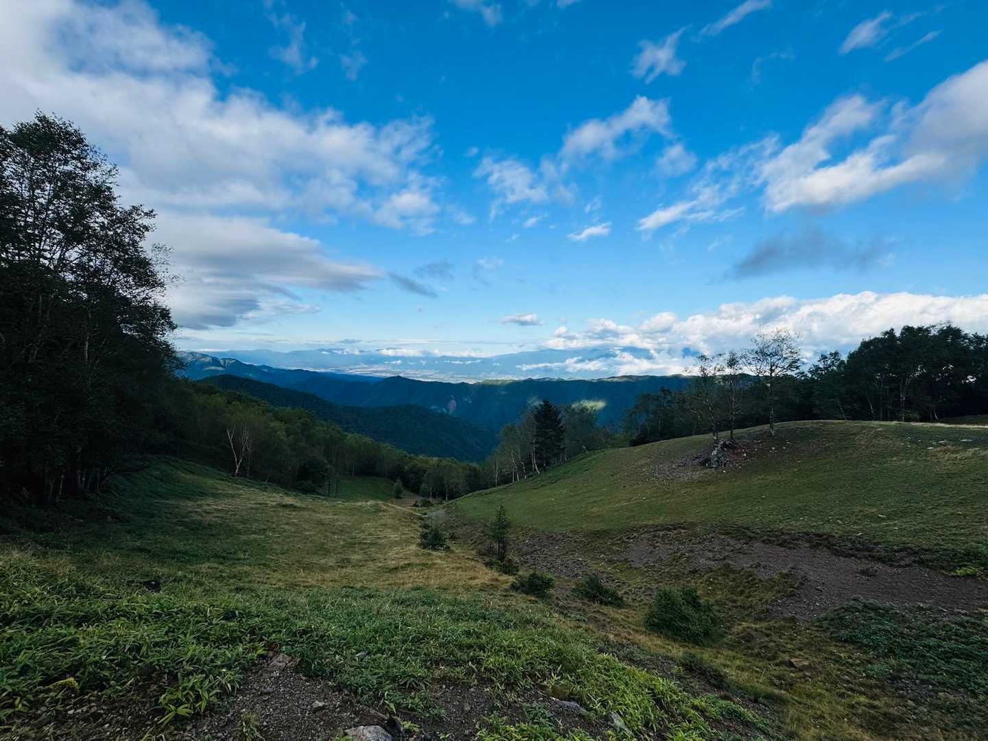 二児山遊歩道入口-笹山 往復コースの写真