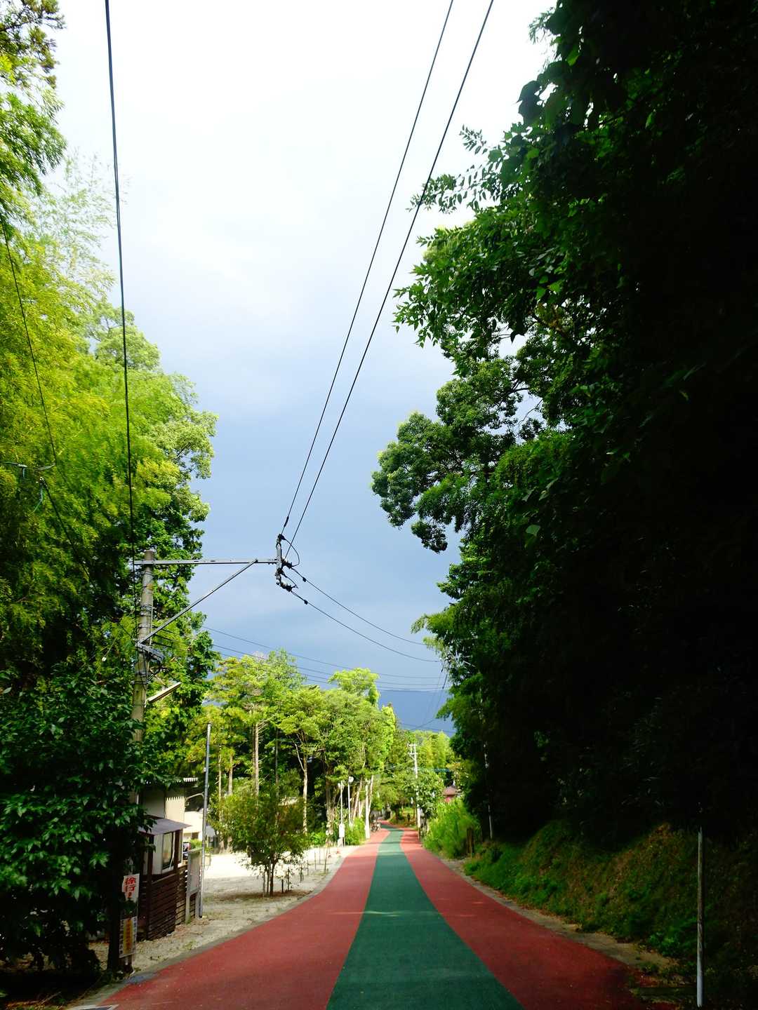 車に乗った途端、大粒の雨がフロントガラスを打ち付けてきた🤤🤤🤤💦
セーフ💦